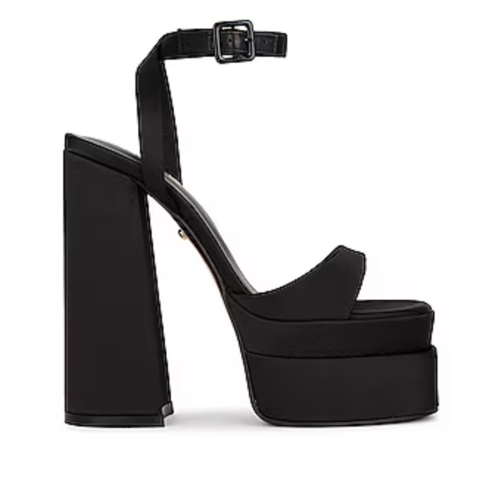 Casia Ankle Strap Platform in Black
RAYE